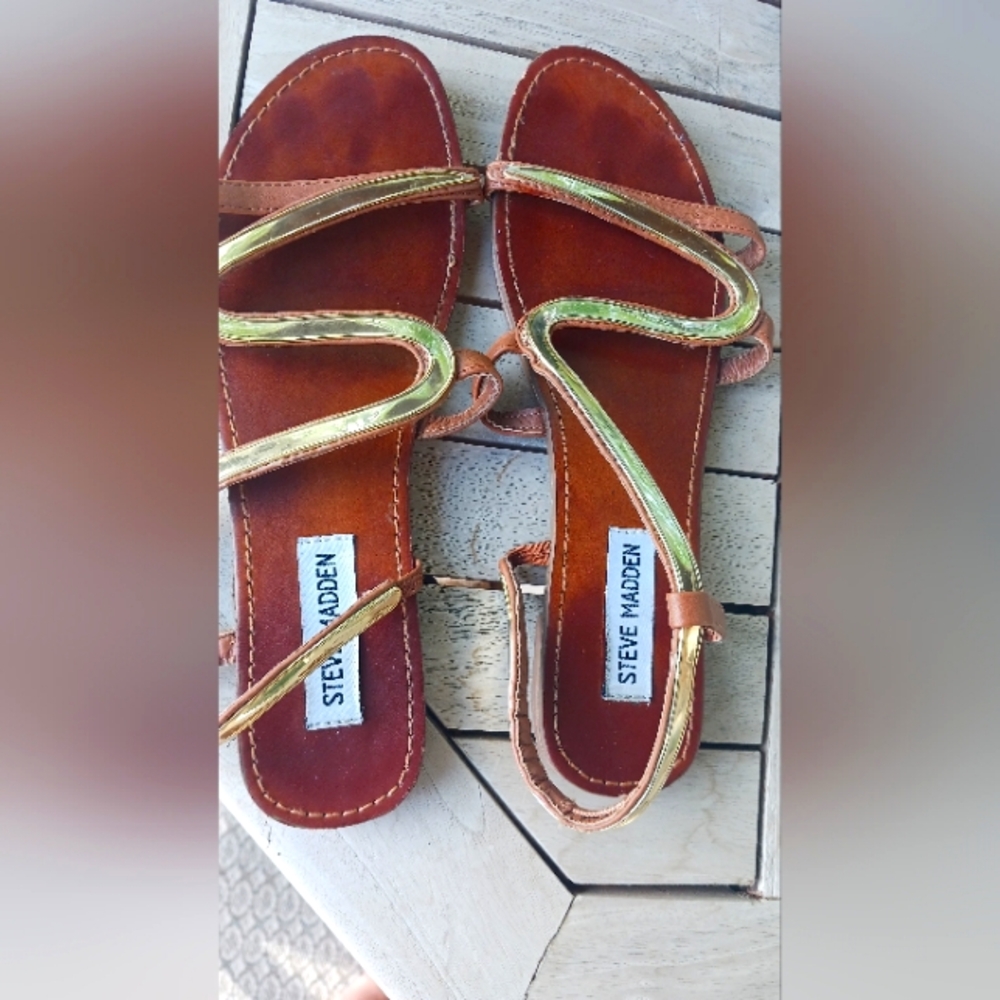 Steve madden Gold scandals